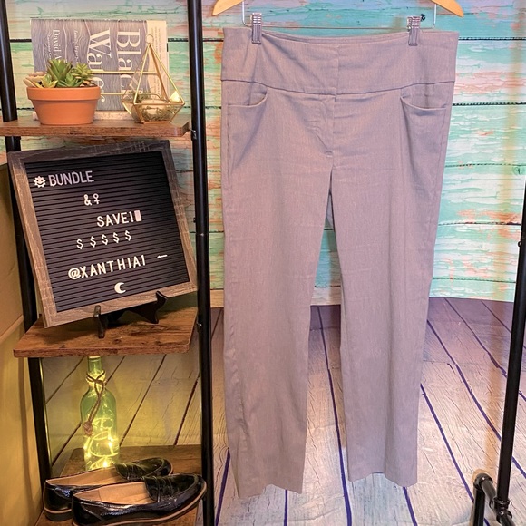 Ladies Dress Pant Capri size 14 or XL - Picture 2 of 6